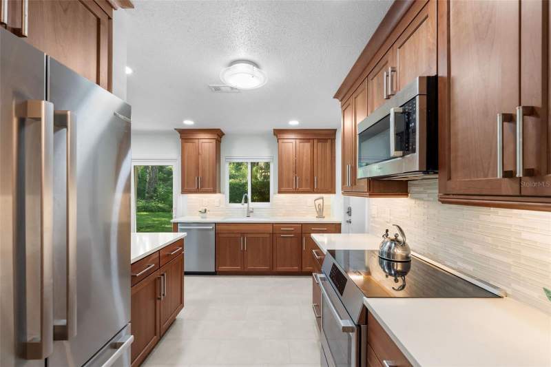 3 bedroom Single Family Residence at 3525 NW 50th Avenue, Northwood, Gainesville — photo 4