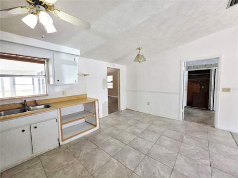 4037 Las Vegas Drive, New Port Richey FL - photo 6 of 19