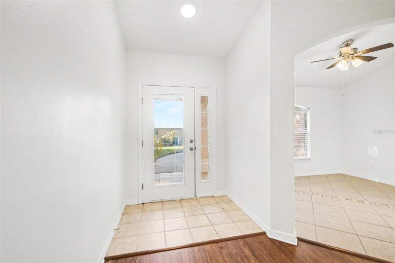 3 bedroom Single Family Residence at 10423 Lake Hasson Circle, Windscape Ph I Sub, Clermont — photo 2