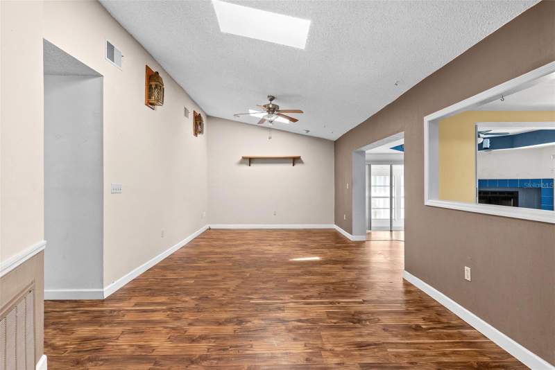 3 bedroom Single Family Residence at 436 Manor Boulevard, Pine Lake, Palm Harbor — photo 2