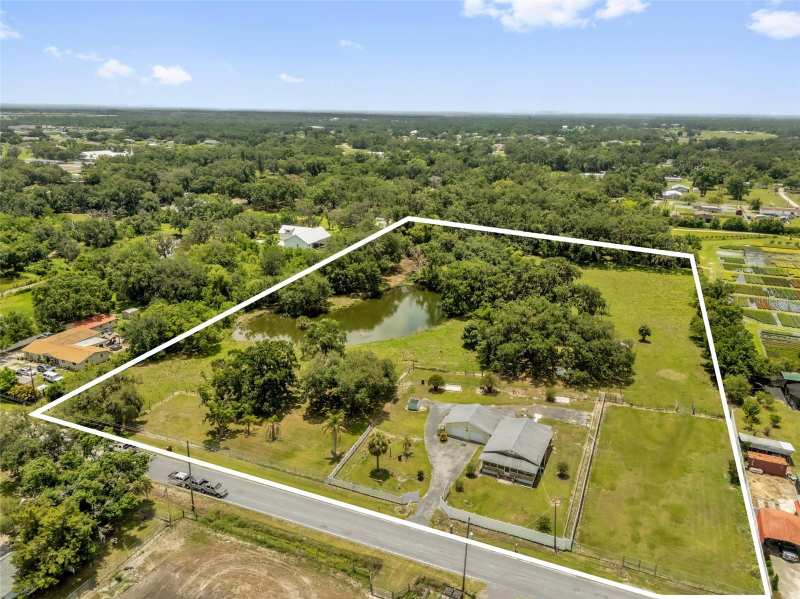 3 bedroom Single Family Residence at 3101 Medulla Road, Plant City, Plant City — photo 1