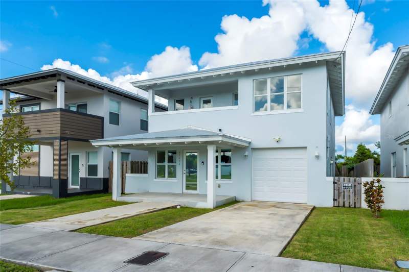 4 bedroom Single Family Residence at 17970 SW 105th Avenue, West Perrine, Miami — photo 2