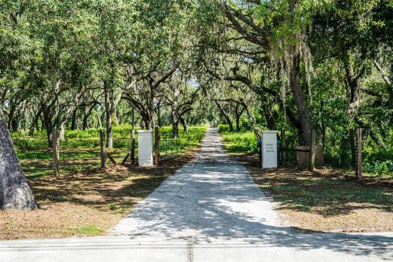 2 bedroom Single Family Residence at 7625 Clarcona Ocoee Road, Orlando, Orlando — photo 2