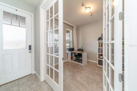 2542 Nouveau Way, Kissimmee FL - photo 10 of 34