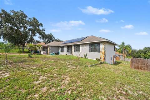 818 Cambridge Way, home for sale in Lake Wales 33853