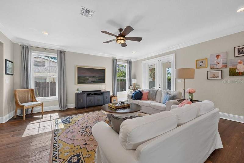 5 bedroom Single Family Residence at 626 35TH AVENUE, BRIDGEWAY ADD, ST PETERSBURG — photo 5