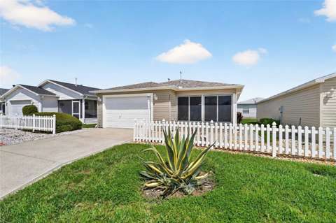 8214 SE 169Th Palownia Loop, home for sale on SE 169Th Palownia Loop