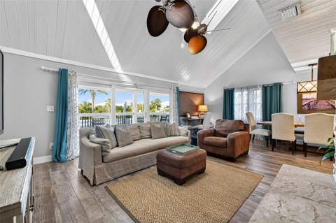 3404 E Maritana Drive, St Pete Beach FL - photo 6 of 62