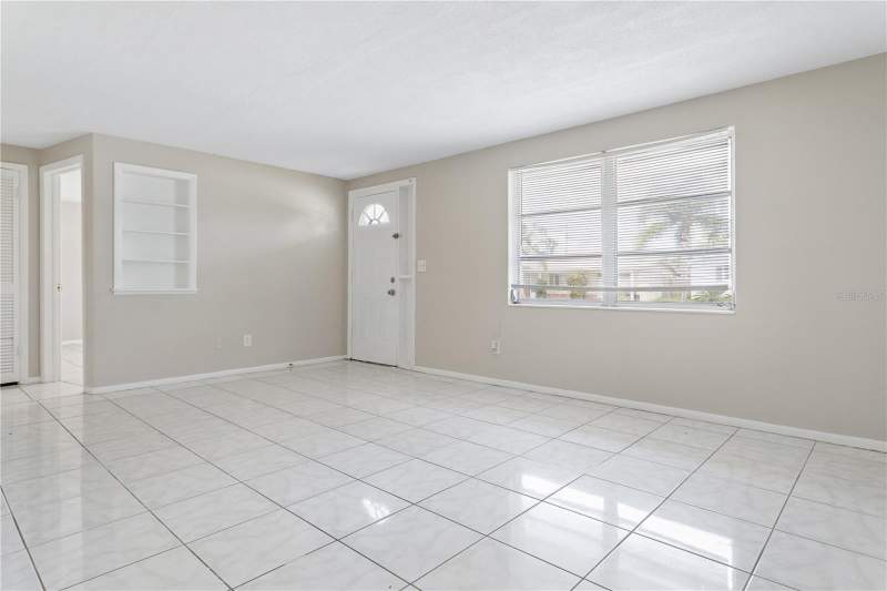 4 bedroom Single Family Residence at 3337 Clydesdale Drive, Beacon Square, Holiday — photo 3