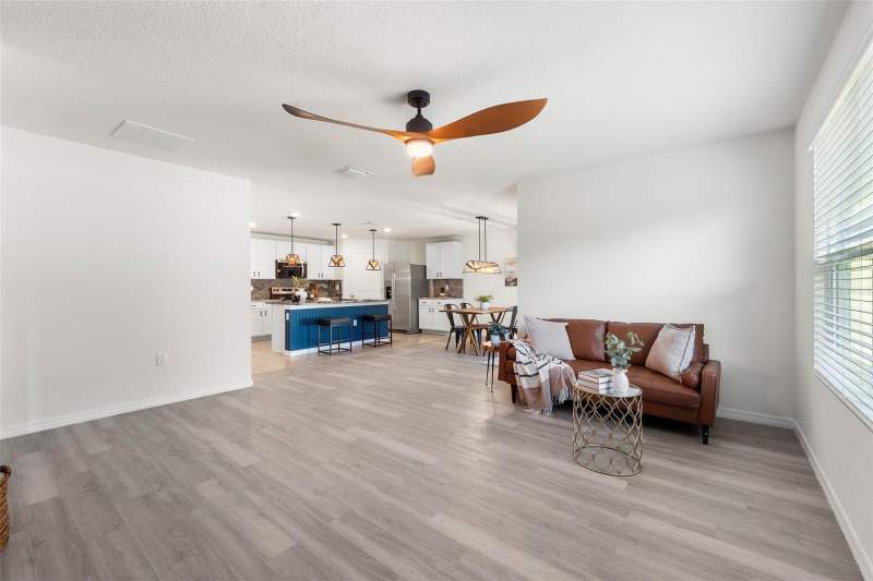 4 bedroom Single Family Residence at 24596 NW 23rd Lane, Avalon Woods Ph 1A Pb 37 Pg 70, Newberry — photo 3