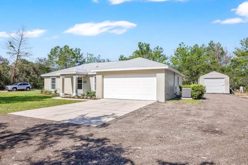 3 bedroom Single Family Residence at 40621 E 2nd, East Umatilla, Umatilla — photo 3