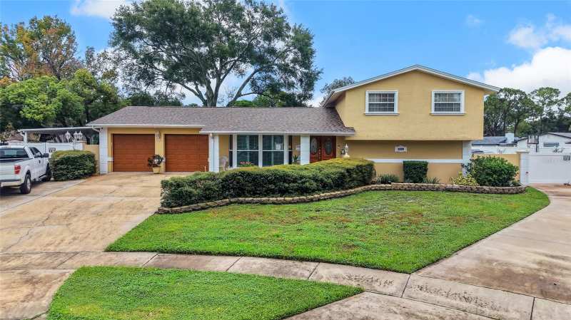 4 bedroom Single Family Residence at 8344 Fountain Avenue, Townn Country Park Un 23, Tampa — photo 1