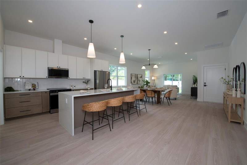 4 bedroom Single Family Residence at 5346 2nd Avenue, Westminster Place, St Petersburg — photo 5
