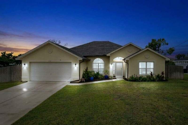 4 bedroom Single Family Residence at 1732 NW 15th Terrace, Cape Coral, Cape Coral — photo 2