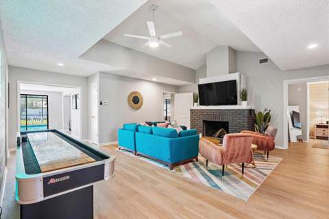 1323 Pine Avenue, Largo FL - photo 13 of 31