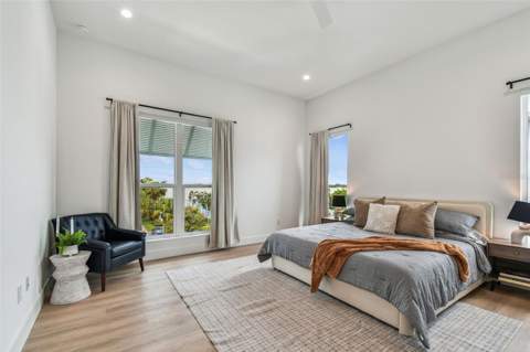 3840 Pompano Drive, St Petersburg FL - photo 6 of 6