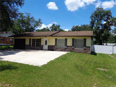 2305 NE 38Th Street, home for sale in Ocala 34479