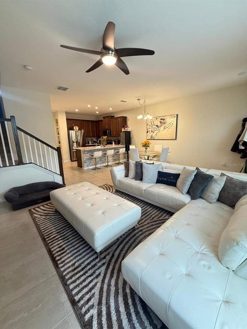 3 bedroom Townhouse at 8866 Herencia Aly, Legado 95/47 Lot 100, Windermere — photo 5