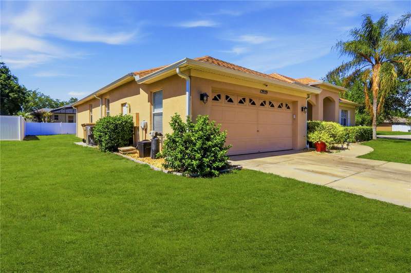 4 bedroom Single Family Residence at 12929 Regiment Drive, Grand Island Ridge, Grand Island — photo 4