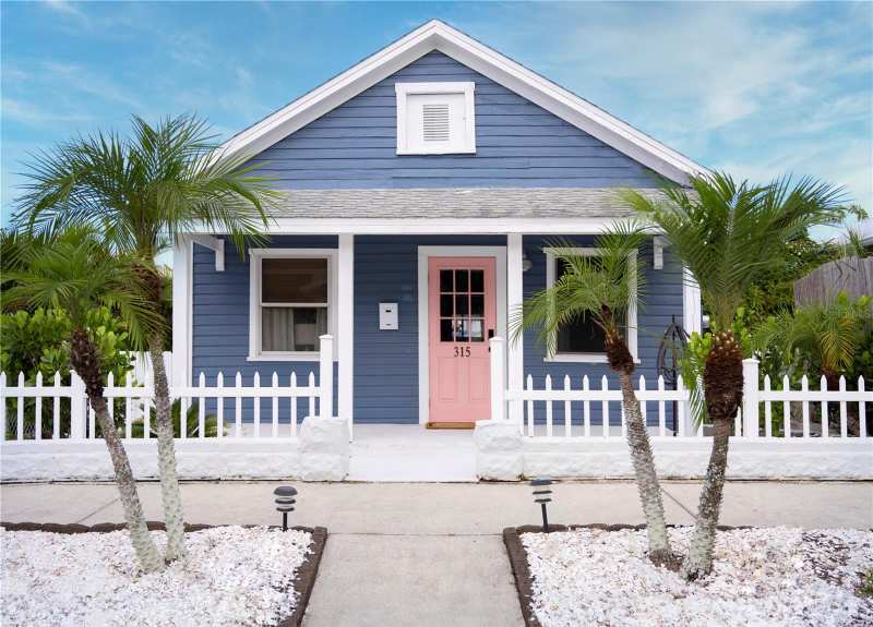 2 bedroom Single Family Residence at 315 Hope Street, Reads Cedar Hill Allotment, Tarpon Springs — photo 1