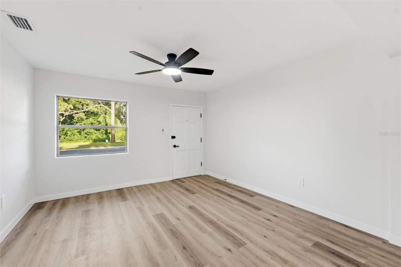 2 bedroom Single Family Residence at 2209 Cordova Drive, Highland Park Rep Of Blk 10, Sanford — photo 5
