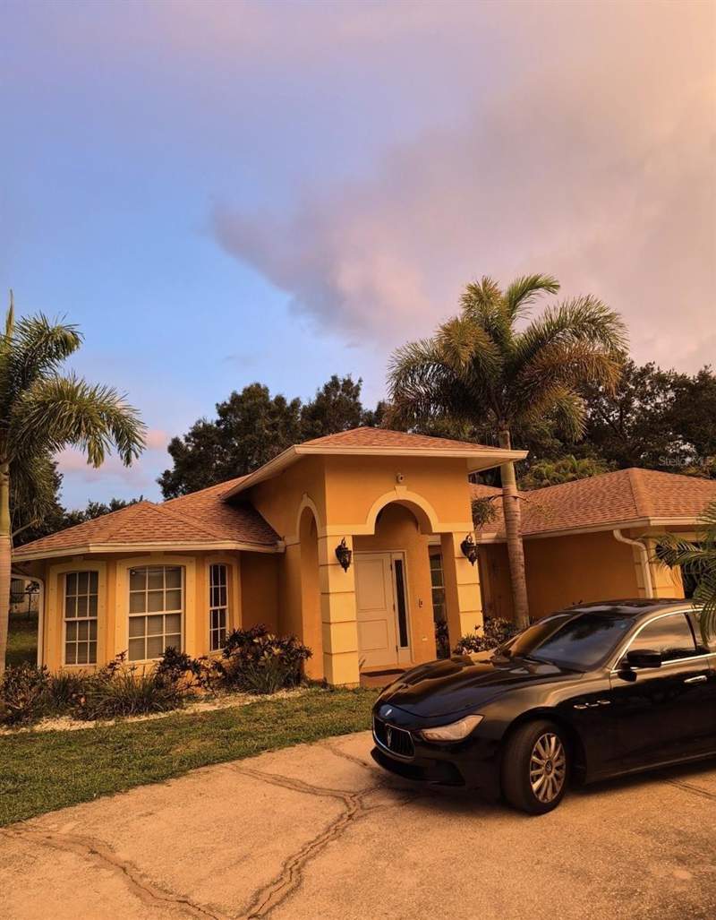 3 bedroom Single Family Residence at 4856 Archie Lane, Campbell Acres Unit 3, Fort Myers — photo 2