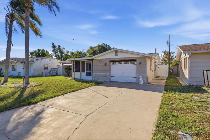 2 bedroom Single Family Residence at 4030 Cluster Drive, Buena Vista Melody Manor, Holiday — photo 4