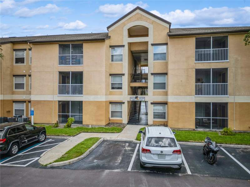 Sand Lake Private ResidenceCondos for Sale in Orlando, FL