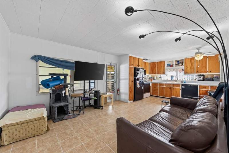 3 bedroom Mobile Home at 1744 Hoyle Drive, Buena Vista, Holiday — photo 2