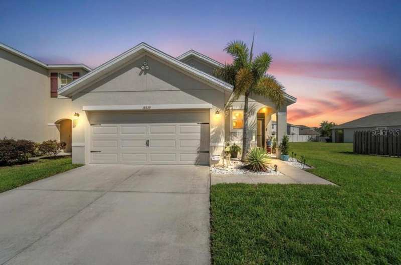 3 bedroom Single Family Residence at 16829 Trite Bend Street, Forest Brooke Ph 3A, Wimauma — photo 1