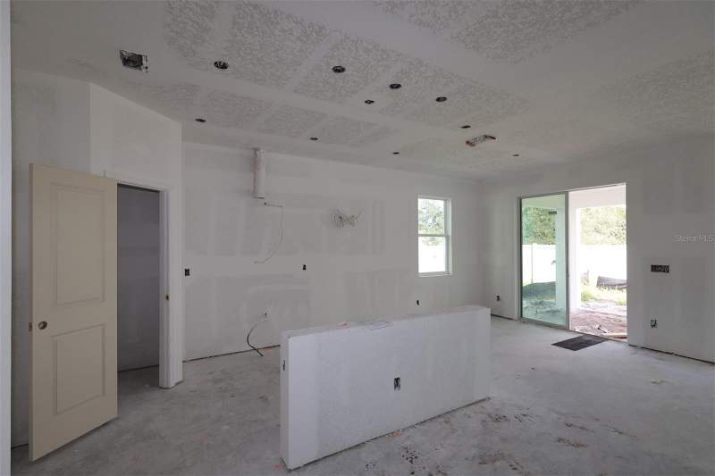 4 bedroom Single Family Residence at 6801 Yellow Warbler Bend, Bay Lake Farms At St Cloud, St Cloud — photo 3