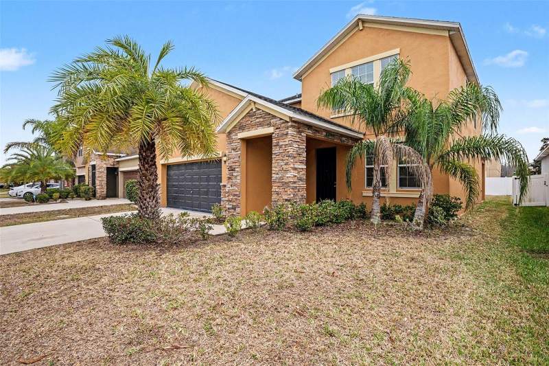 4 bedroom Single Family Residence at 11755 Winterset Cove Drive, Ballentrae Sub Ph 2, Riverview — photo 2