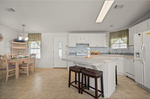 720 Dania Court, Punta Gorda FL - photo 12 of 39