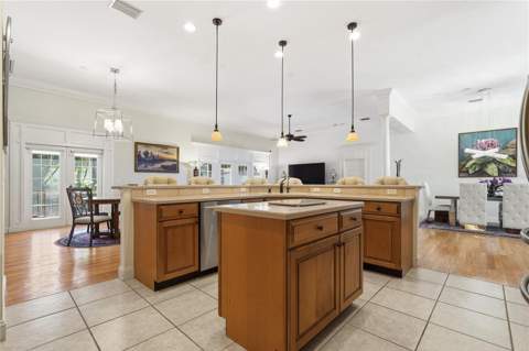 121 Harbor View Lane, Belleair Bluffs FL - photo 14 of 38