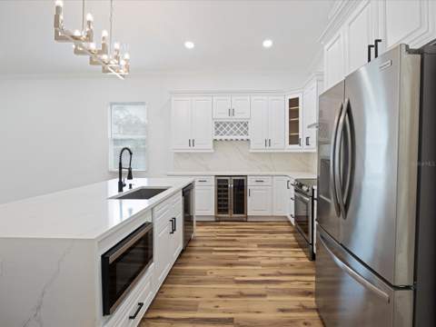 611 Elm Street, Safety Harbor FL - photo 9 of 45