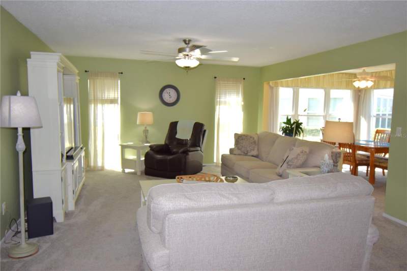 2 bedroom Condominium at 121 Fernwood Circle #121, Gardens The Condo, Seminole — photo 4