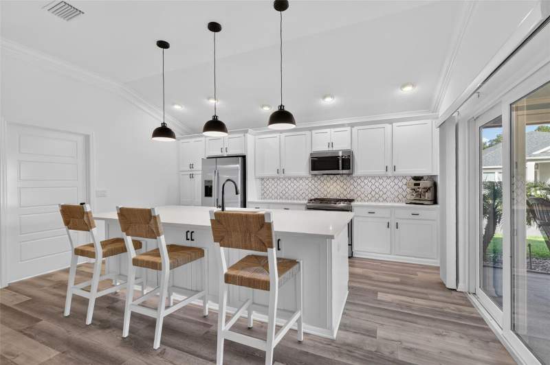 3 bedroom Single Family Residence at 1986 Oppenheimer Court, The Villages, The Villages — photo 4