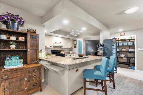 301 Thorn Hill Place, Sun City Center FL - photo 14 of 53