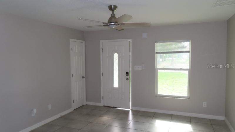 4 bedroom Single Family Residence at 32730 Blossom Lane, Shademoor Acres First Add, Leesburg — photo 2