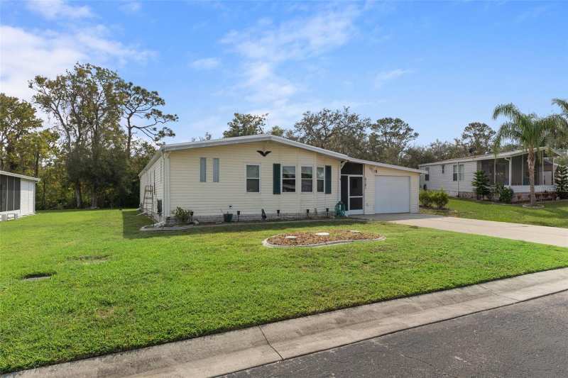 3 bedroom Manufactured Home at 5181 Forest Glenn Drive, Forest Glenn Phase L, Spring Hill — photo 1
