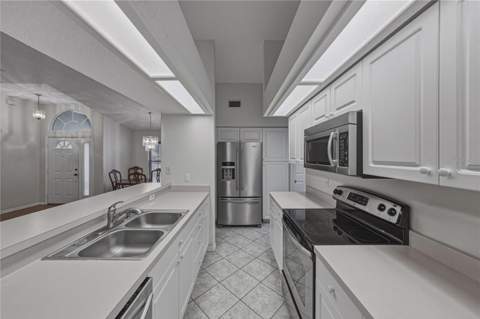 6232 Huntington Drive, Zephyrhills FL - photo 22 of 60