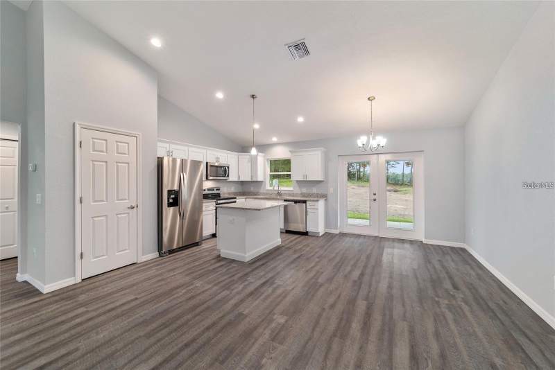 3 bedroom Single Family Residence at 6459 SW 204th Avenue, Rainbow Acres Sub, Dunnellon — photo 5