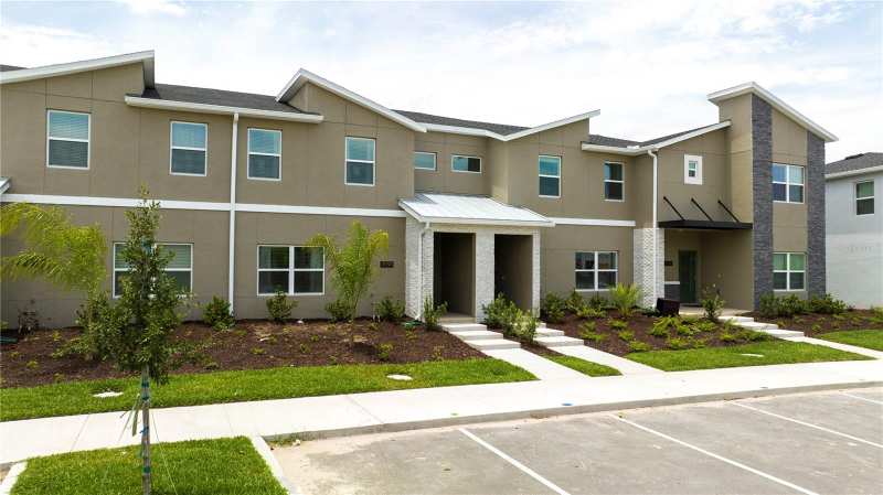4 bedroom Townhouse at 4399 Scene Lane, Cove At Storey Lake 5, Kissimmee — photo 1
