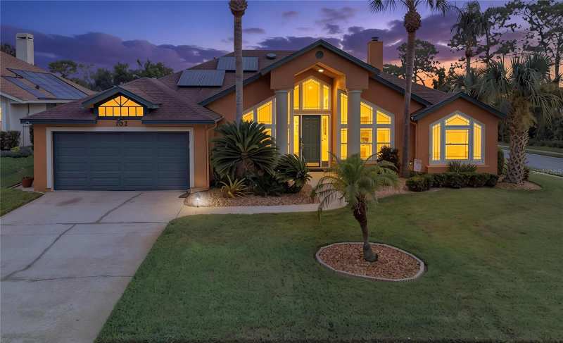 3 bedroom Single Family Residence at 102 Birkwood Court, Debary Plantation Unit 04, Debary — photo 1