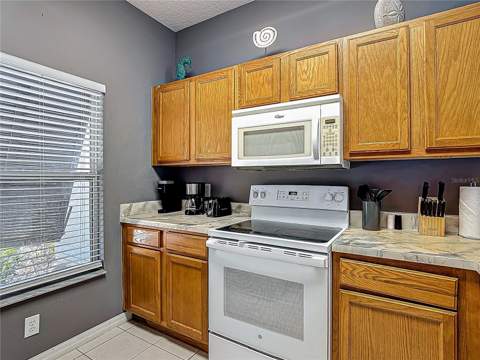 4559 Corsa Lane, Kissimmee FL - photo 6 of 36