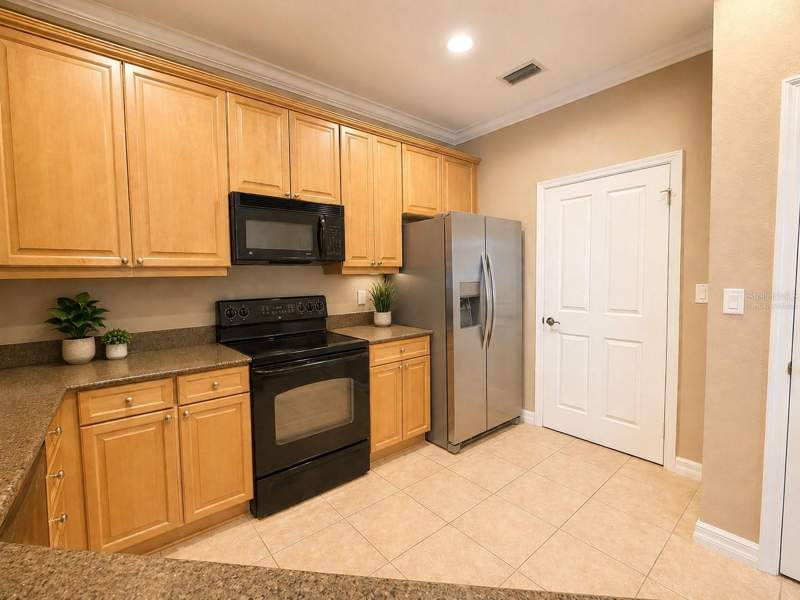 3 bedroom Condominium at 8168 Boat Hook Loop #724, Lakeside/Lks/Windermere, Windermere — photo 5