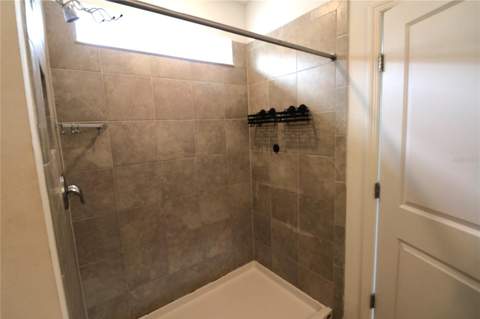 4006 Capri Coast Drive, Plant City FL - photo 15 of 37