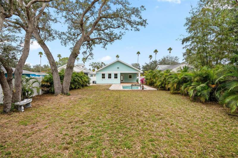 3 bedroom Single Family Residence at 1061 Sedeeva Street, Floridena, Clearwater — photo 5