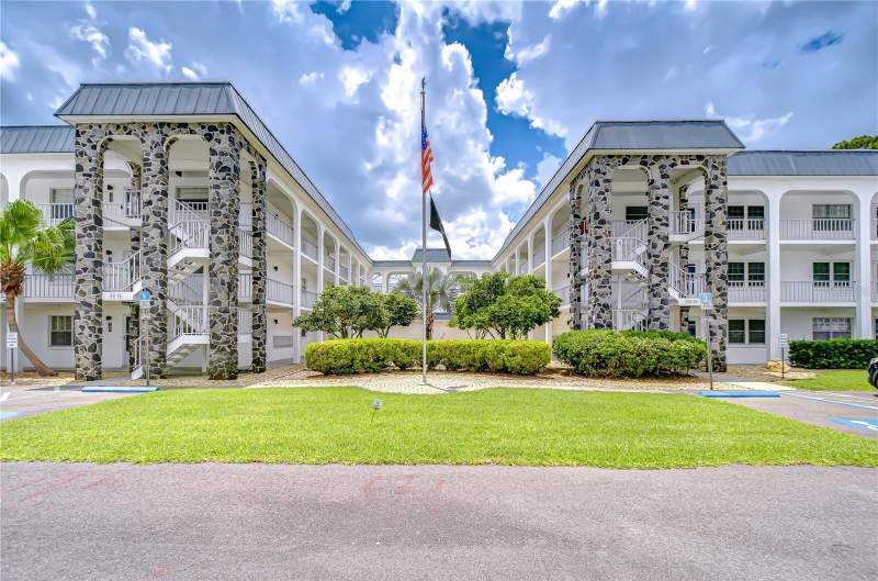 Zephyr Estates
