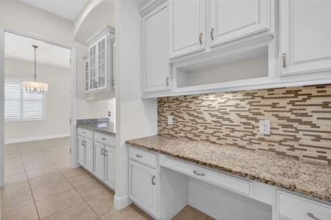 8237 Bridgeport Bay Circle, Mount Dora FL - photo 17 of 66